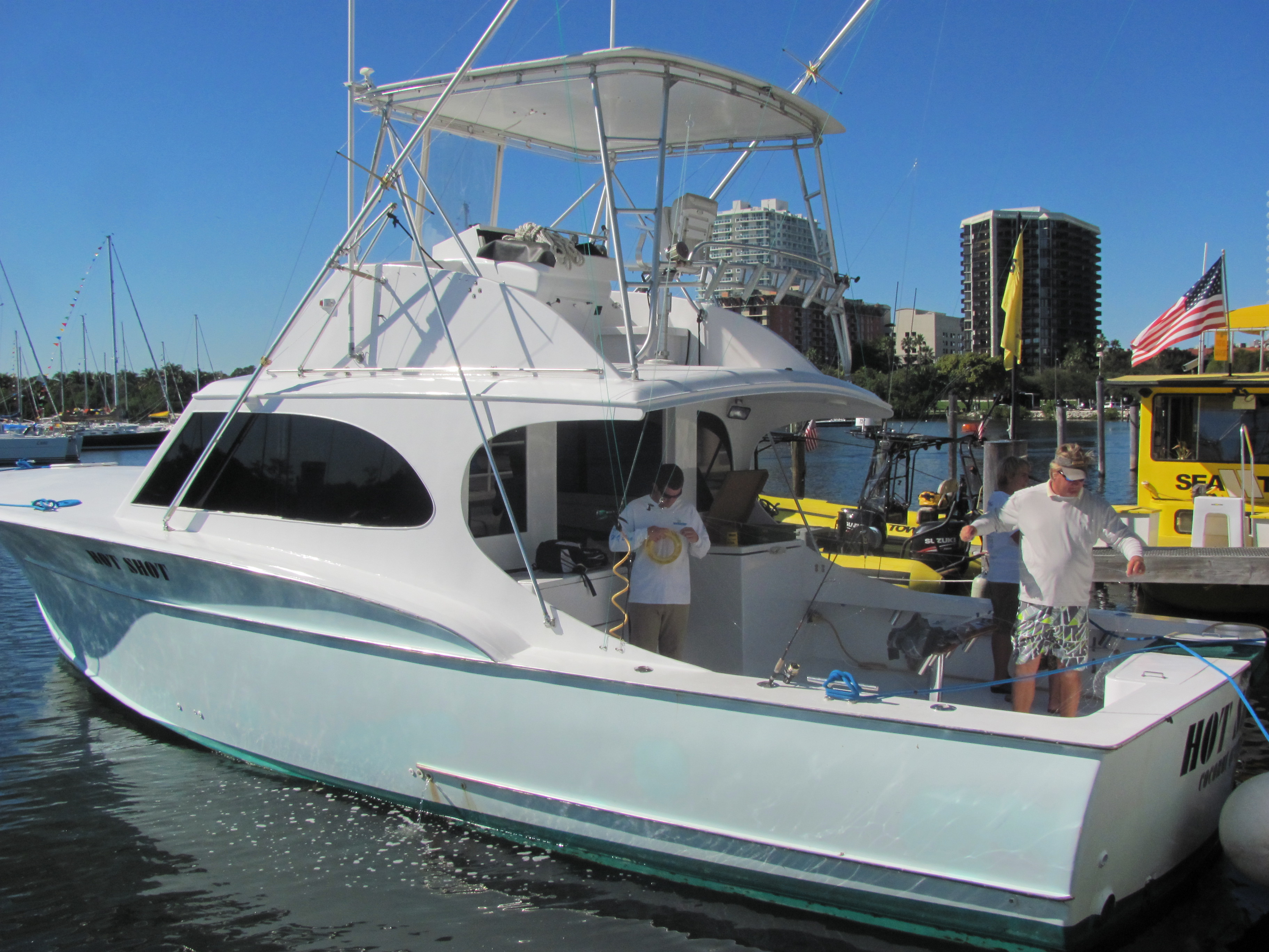 Miami Fishing Boat and Captain | Hot Shot Charters